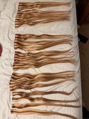 Luxy Clip-In Hair Extensions - Light Brown 20”